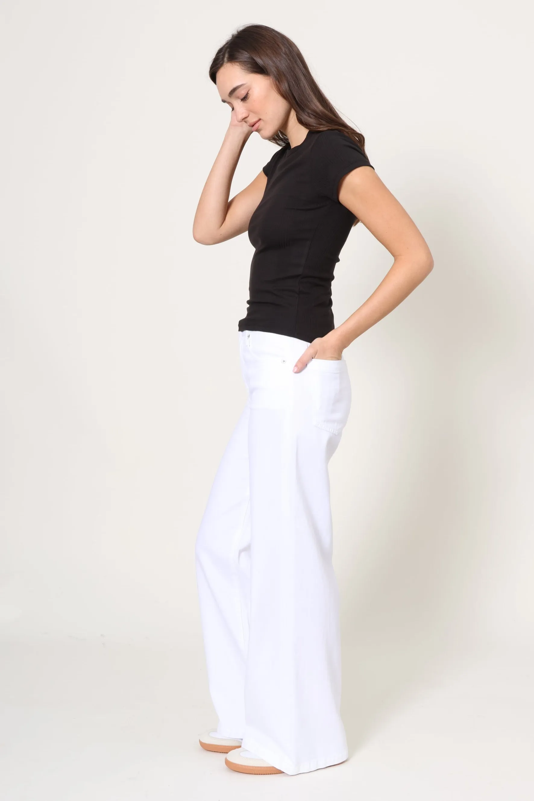 Avery Fitted Short Sleeve Tee