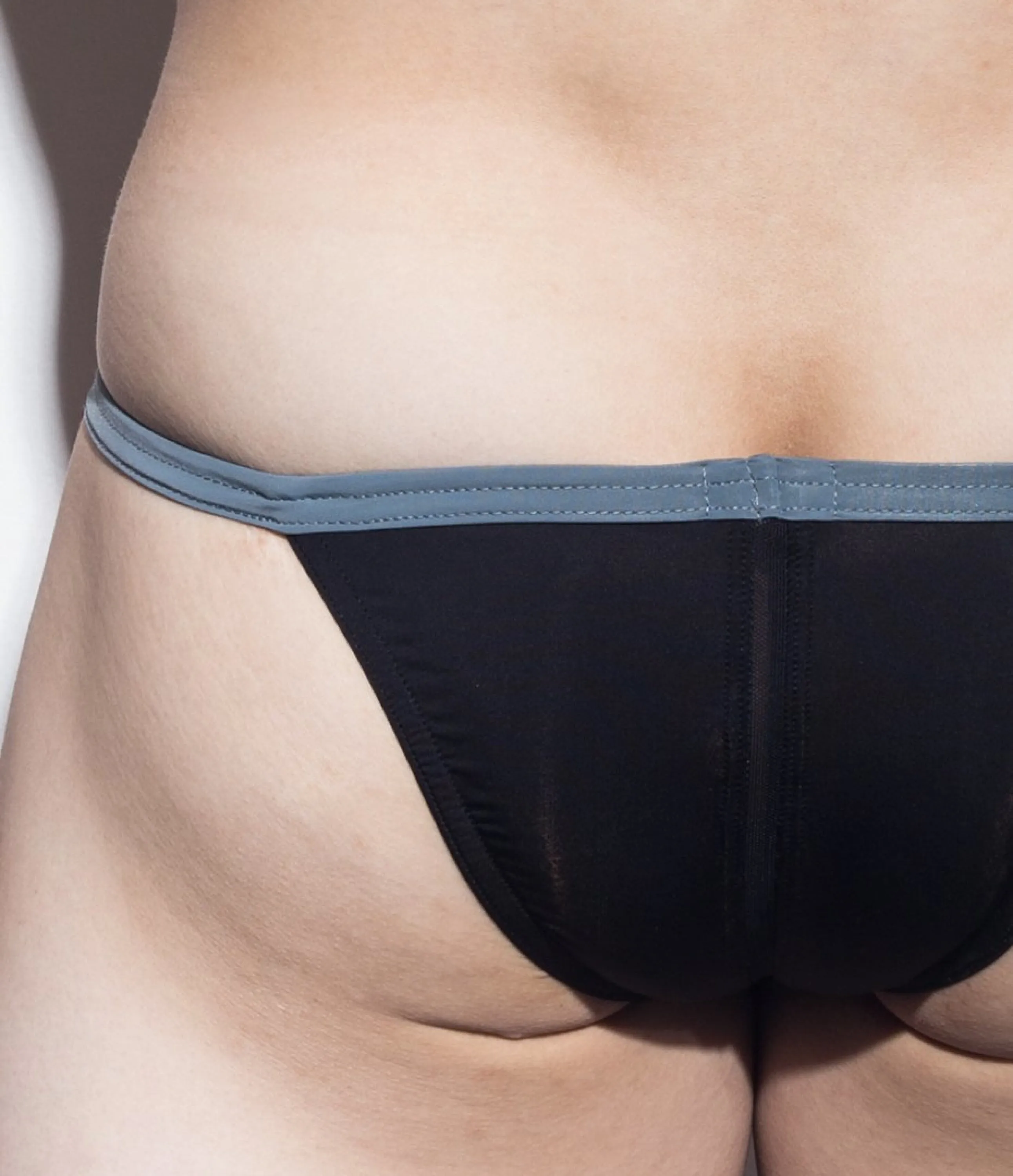 Sexy Men's Swimwear Ultra Swim Pouch Bikini - Hyun Min