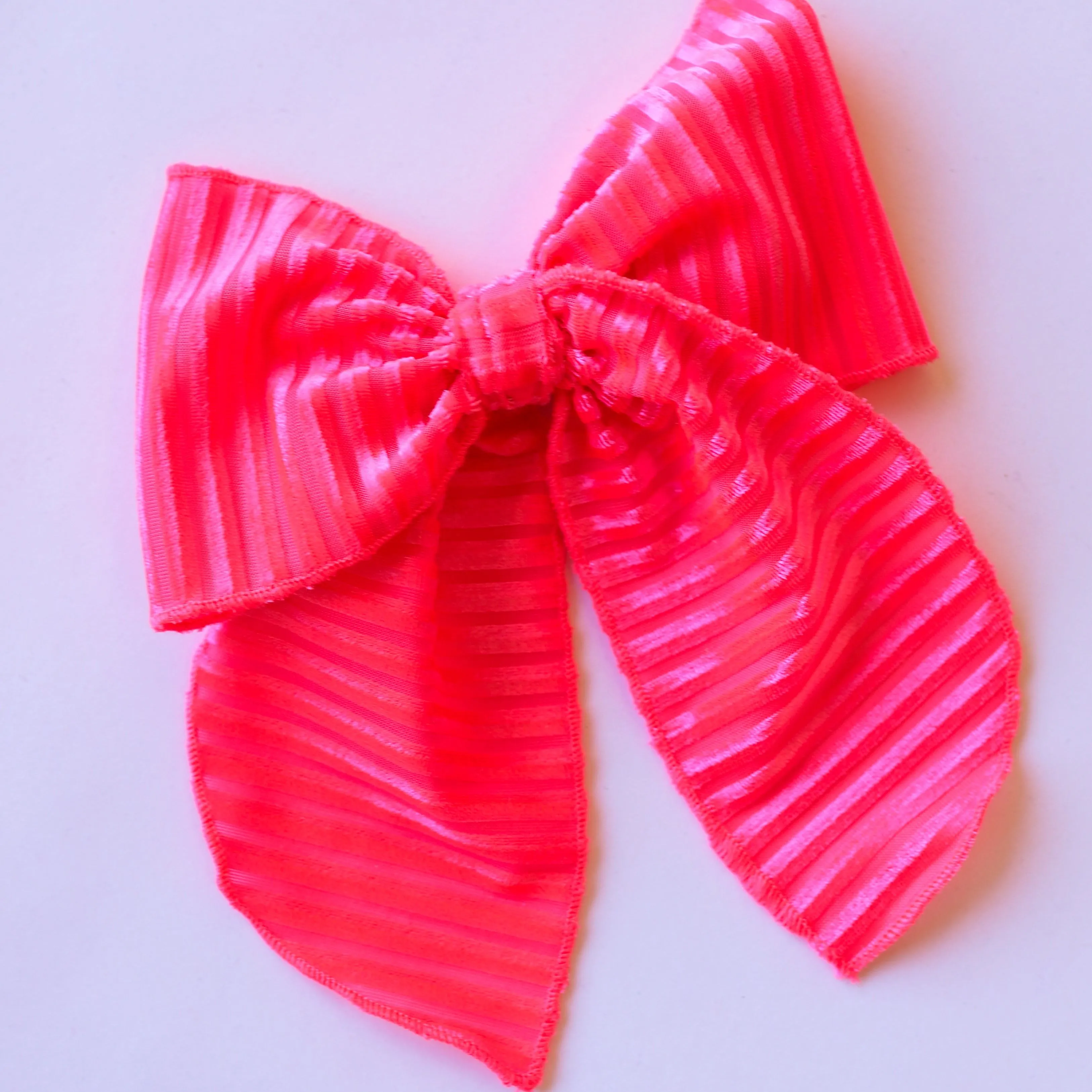 Swanky bows