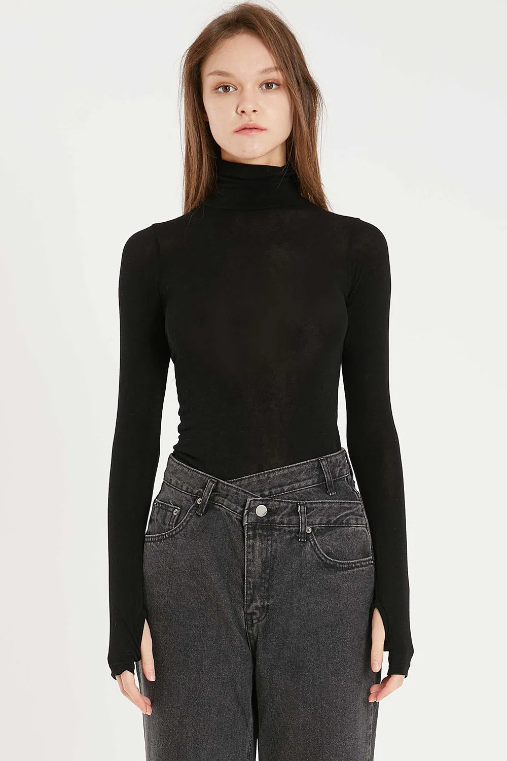 Ulyana Thumb Hole Slim Top