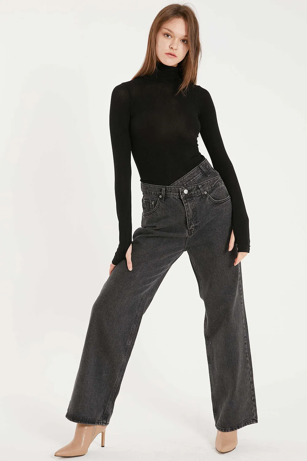 Ulyana Thumb Hole Slim Top