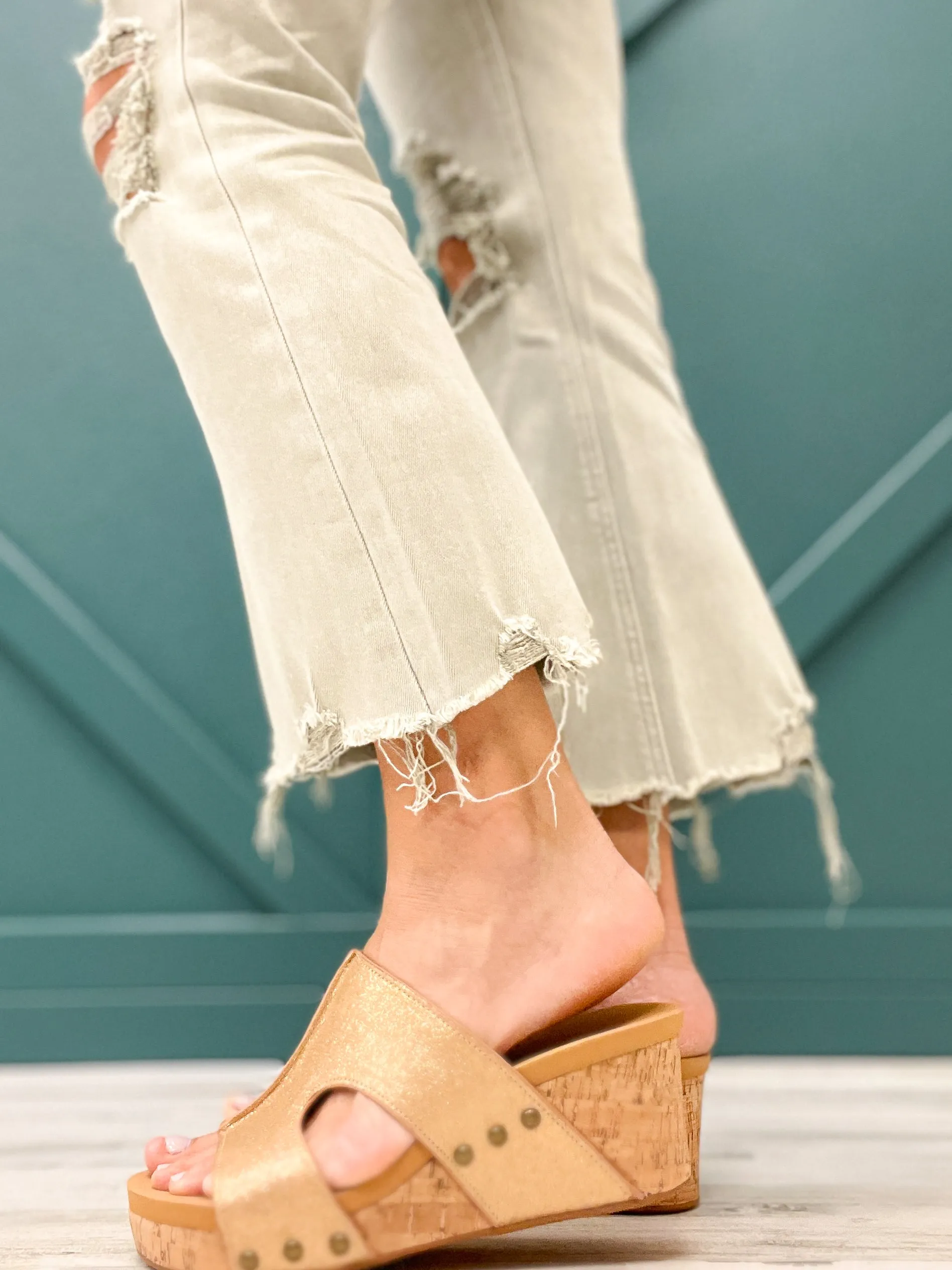 Vervet High Rise Cropped Flare Jeans in Moss Green